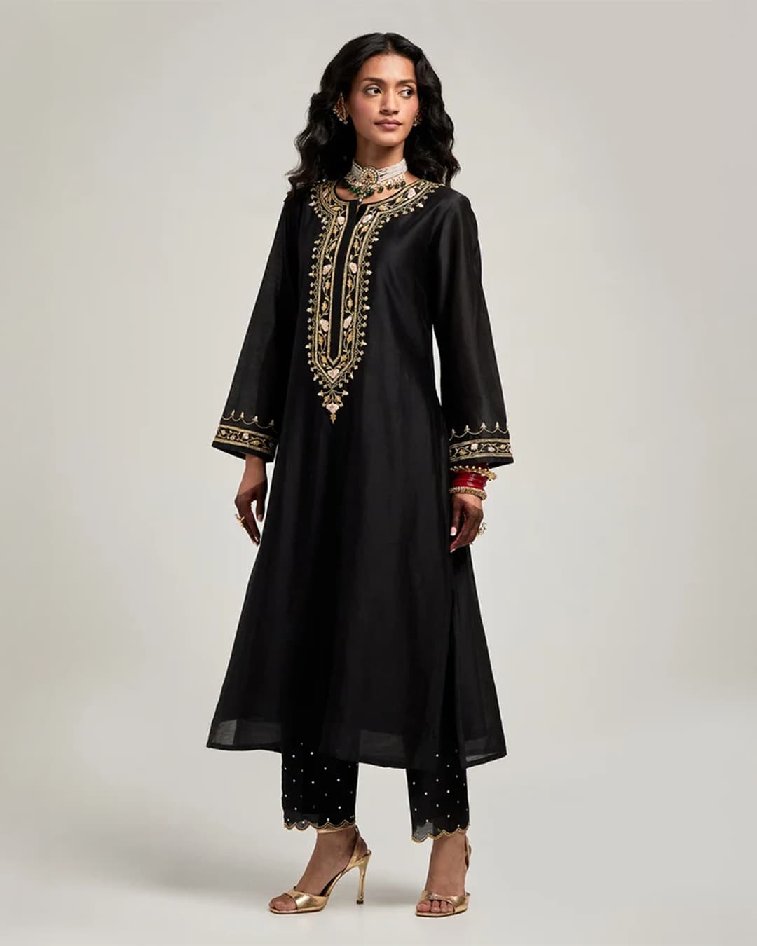 Embroidered kurta with placket and pant