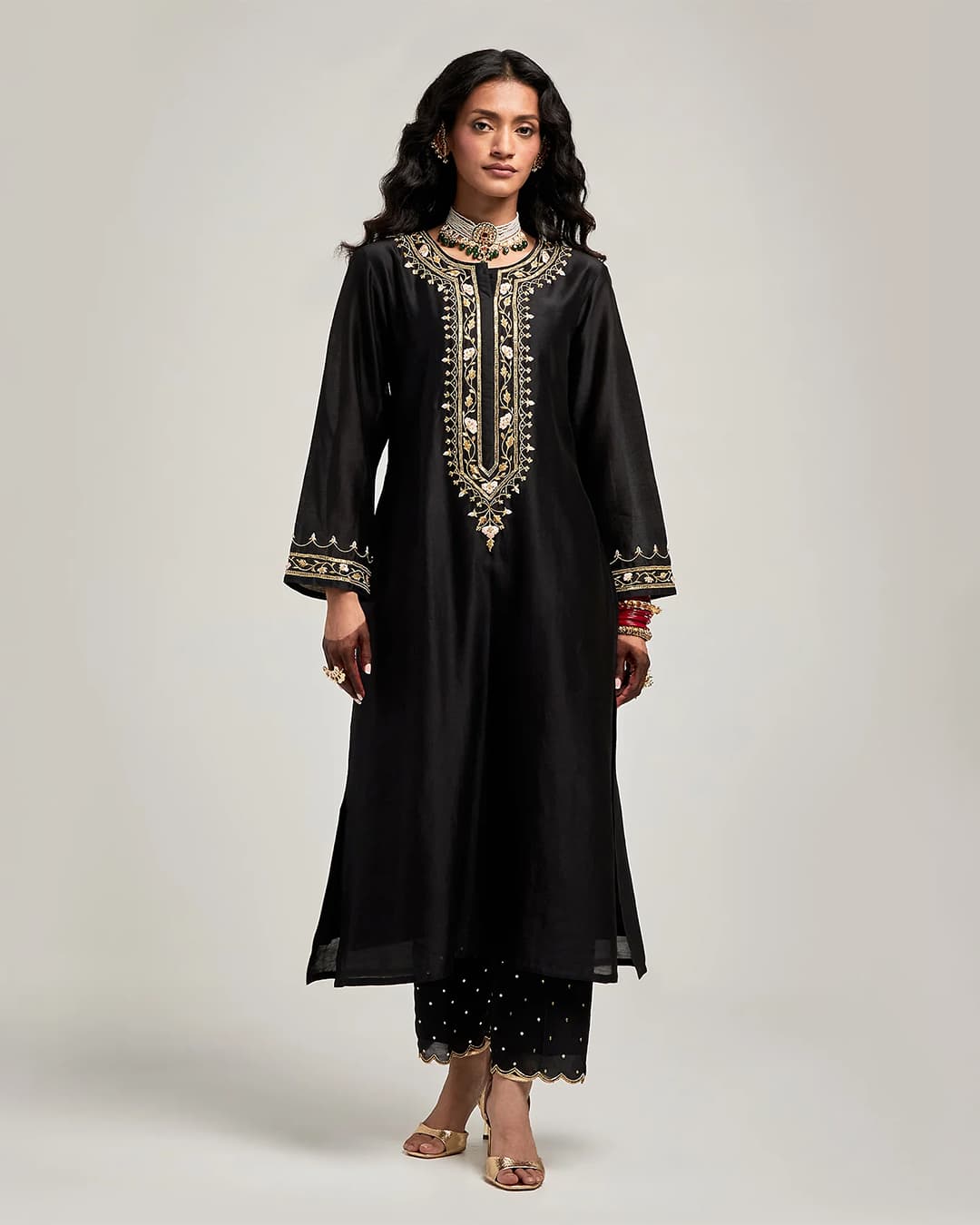 Embroidered kurta with placket and pant