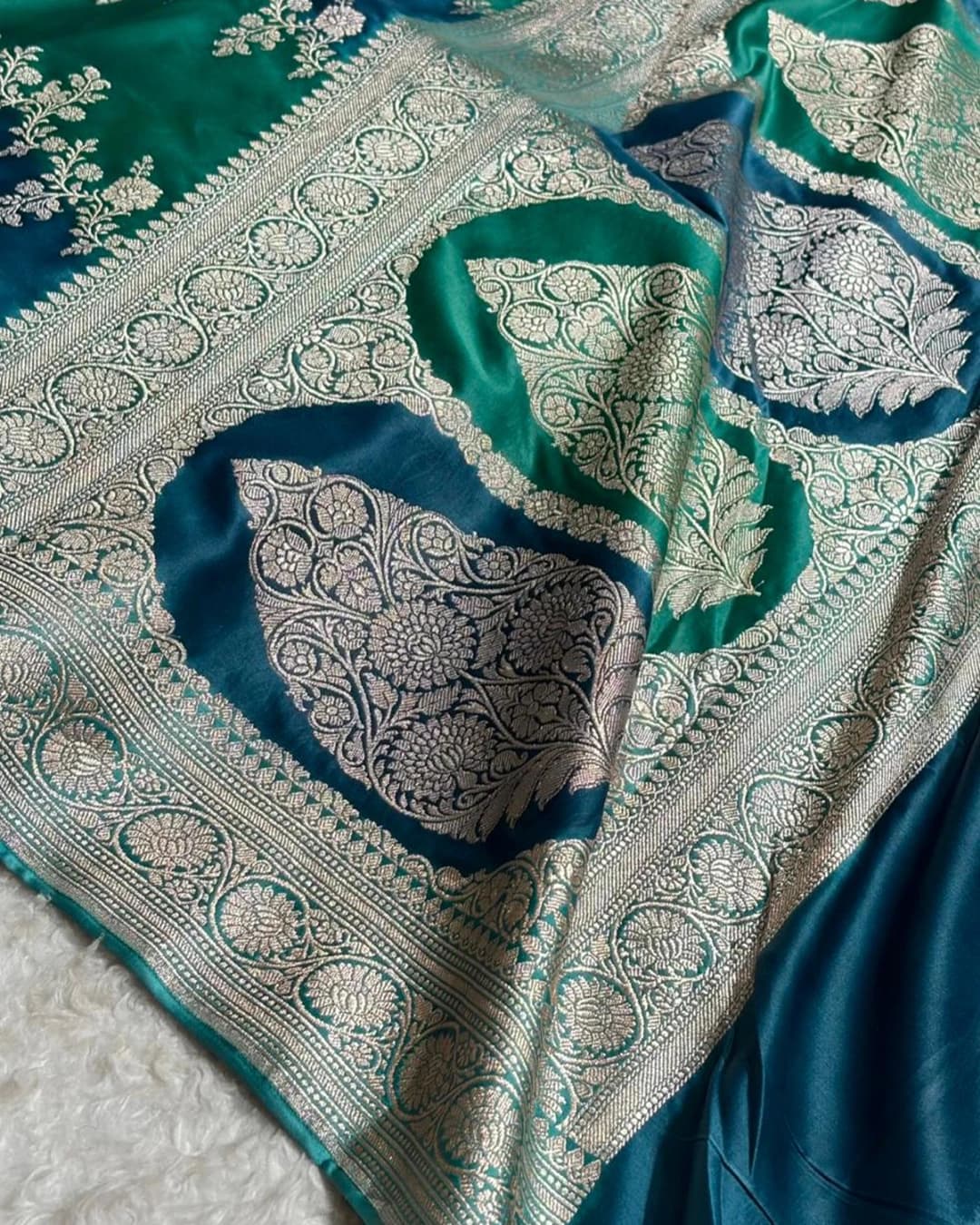 Blue green Ombré pure Mashru katan silk Banarasi handloom saree