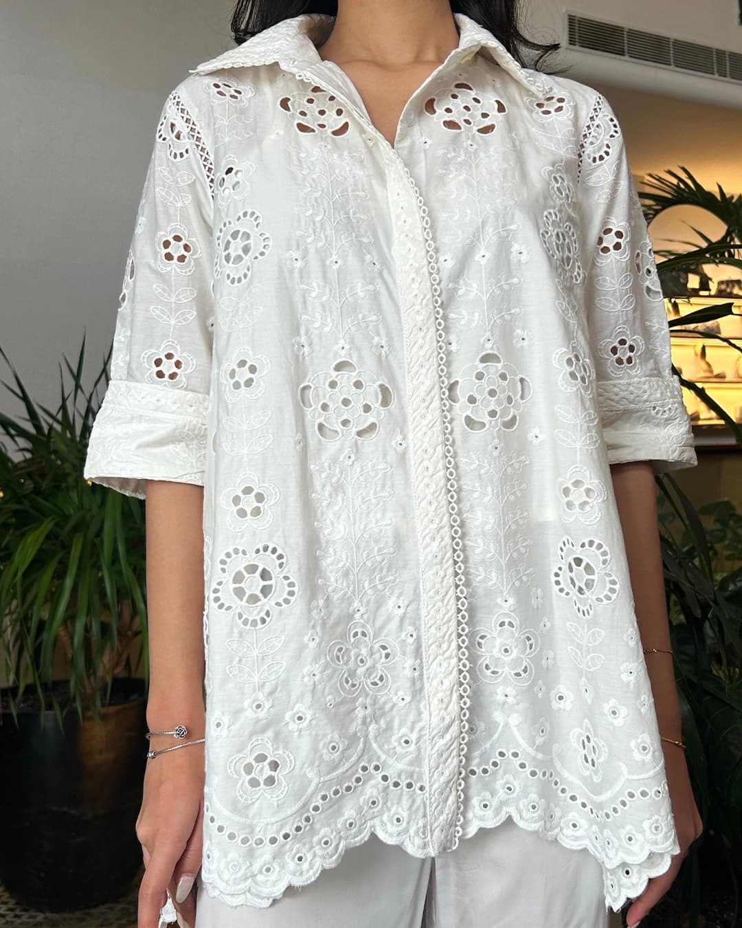 Daenysia Supima Cotton Off White Shirt With Cami