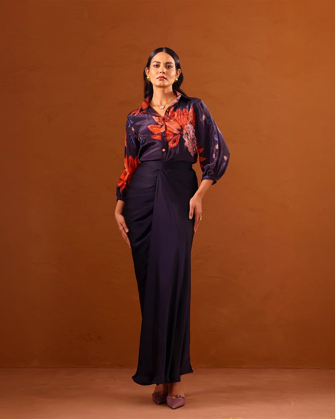 Clavo Embroidered shirt with draped skirt
