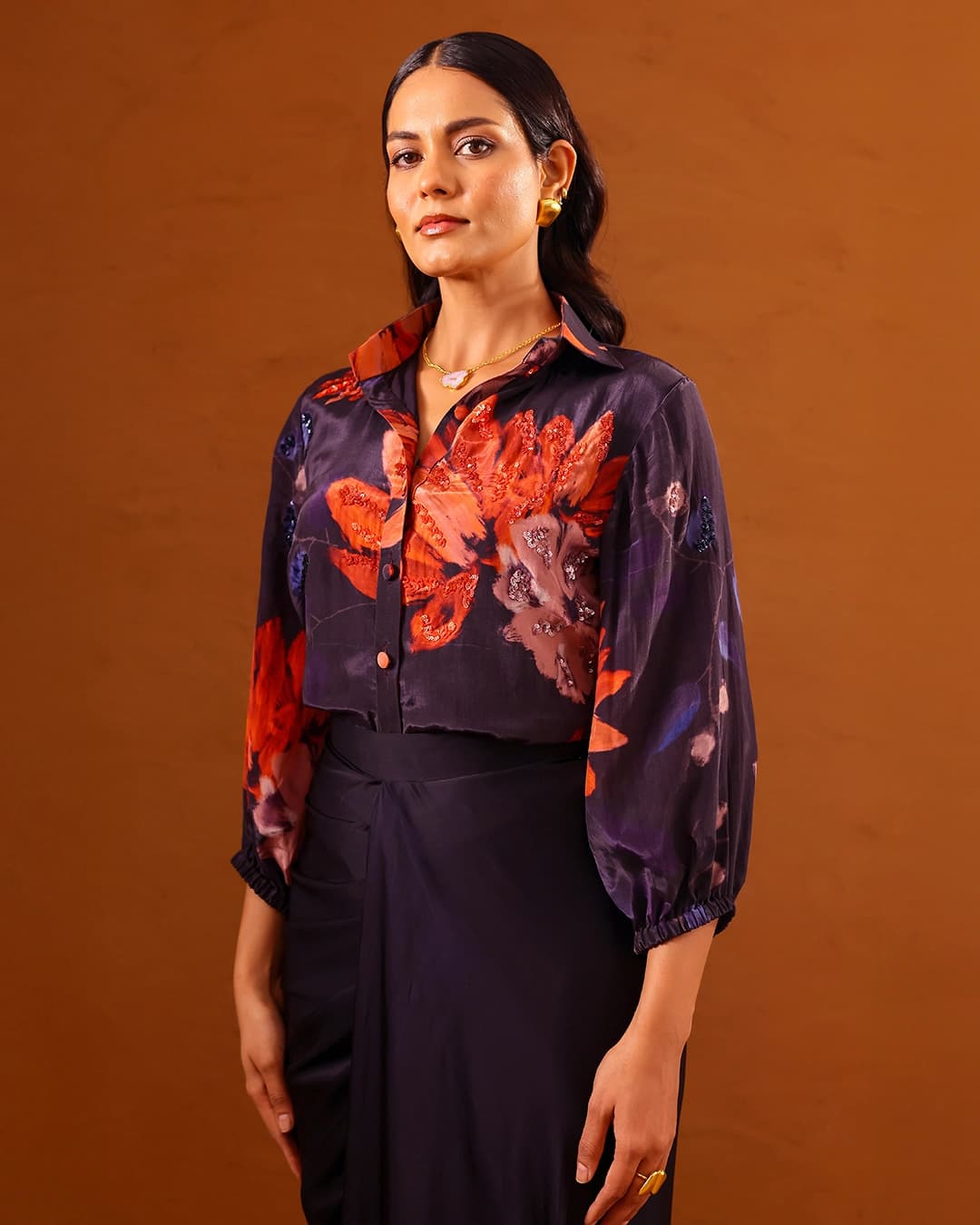 Clavo Embroidered shirt with draped skirt