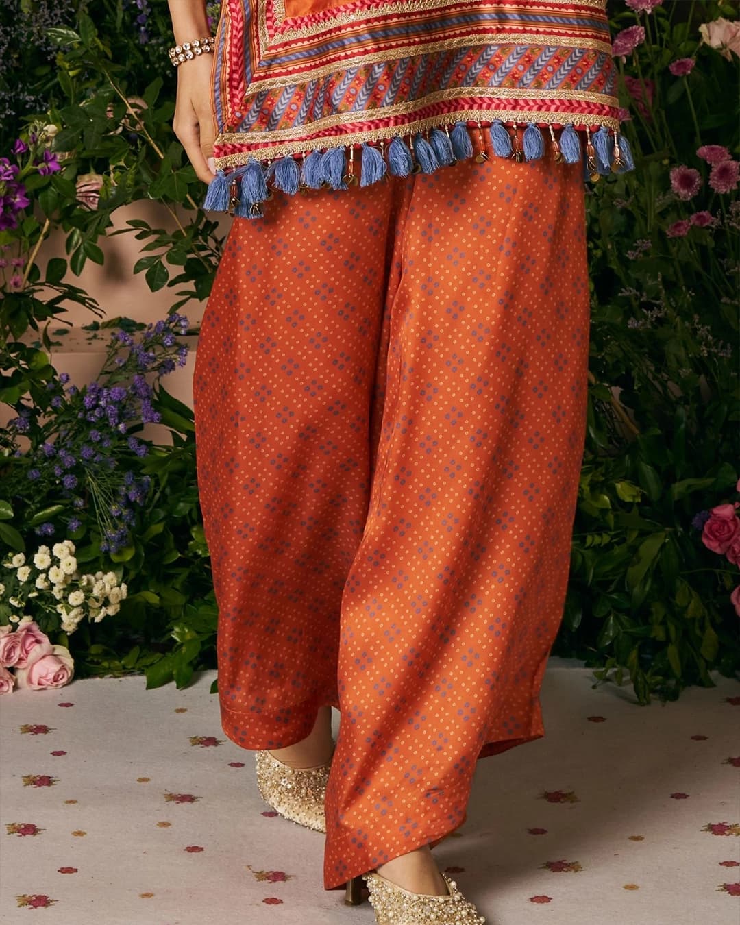 Taali Cupro Satin Printed Orange Kurta Set